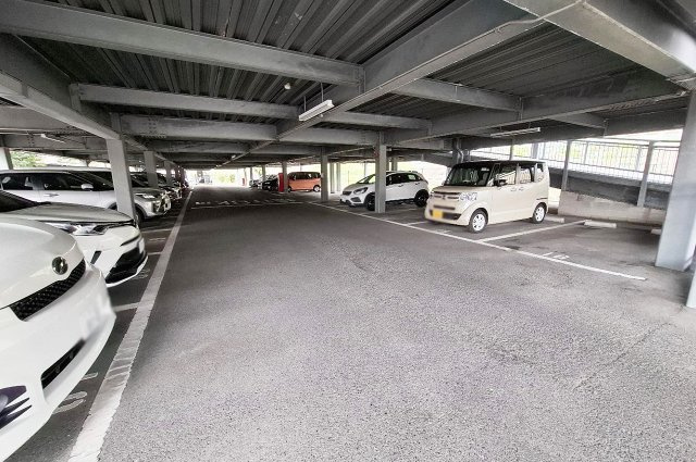 ライオンズマンション上野芝ガーデンシティの駐車場|駐車場