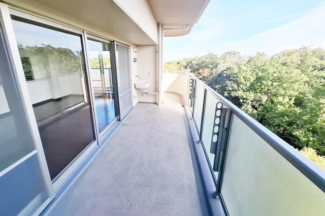堺・泉北光明池城山公園シンシアのバルコニー|バルコニー：リビング側（南東）