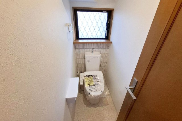 堺市中区福田のトイレ|1階トイレ。リフォームでピカピカになりました。