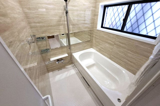 堺市中区福田の浴室|システムバスや電気式の浴乾を新調。毎日快適にご利用いただけます。