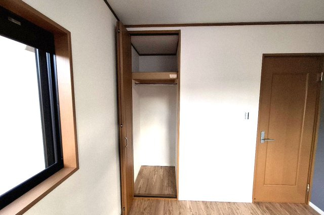 堺市中区福田の収納|洋室（2）クローゼット。