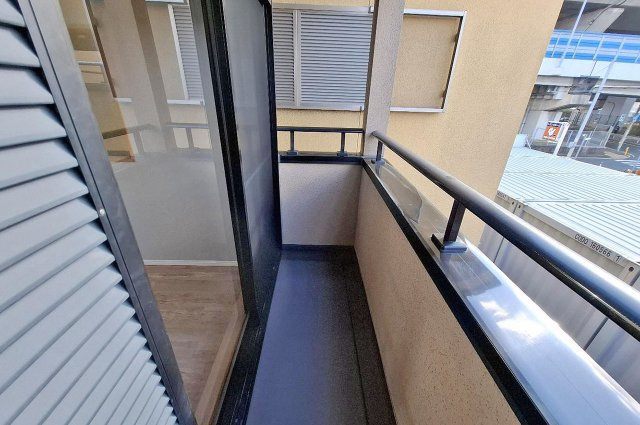 堺市中区福田のバルコニー|洋室（3）から出入りできるバルコニー