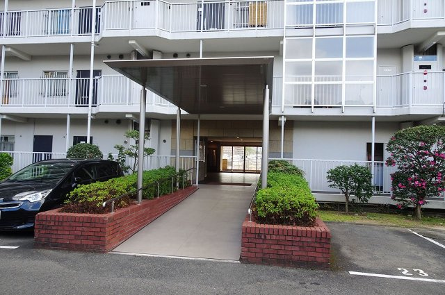 泉北星和台コーポラスのエントランス|エントランス