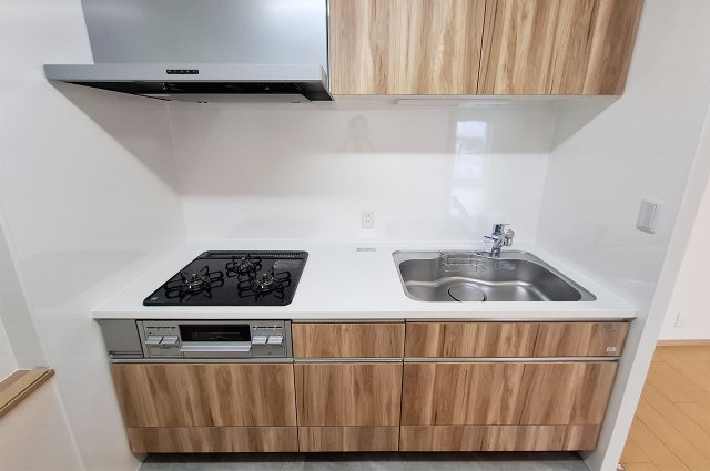 泉北星和台コーポラスのキッチン|キッチン：システムキッチンを新調するなどキッチン内をリフォーム済み。