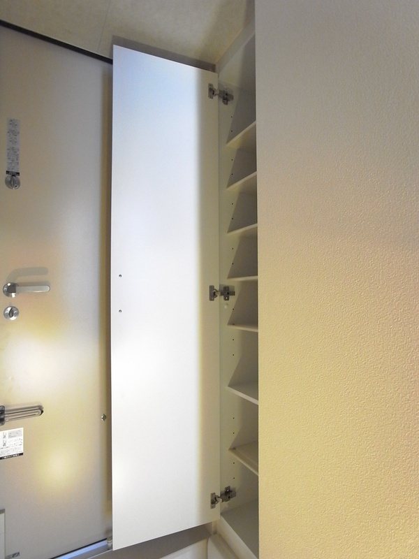 サンローヤルの玄関