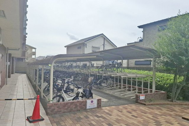 エスリード藤井寺の駐輪場|駐輪場