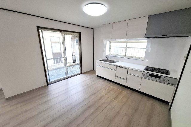 大阪狭山市大野台６丁目のキッチン|キッチン：食洗機付きシステムキッチン新調