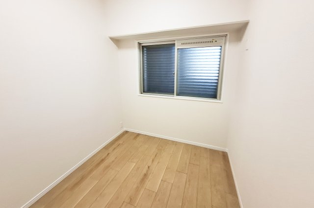 メゾンドール堺の子供部屋|洋室2