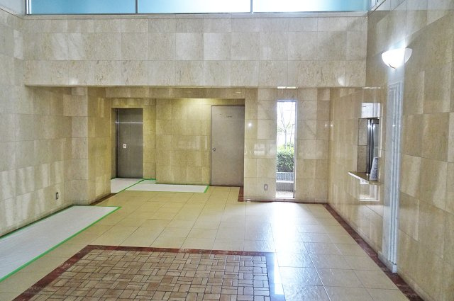 エスリード堺三国ヶ丘のエントランス|エントランスホール