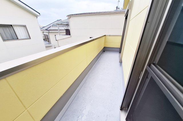 堺市中区東山のバルコニー|バルコニー：南向きで日当り良好。