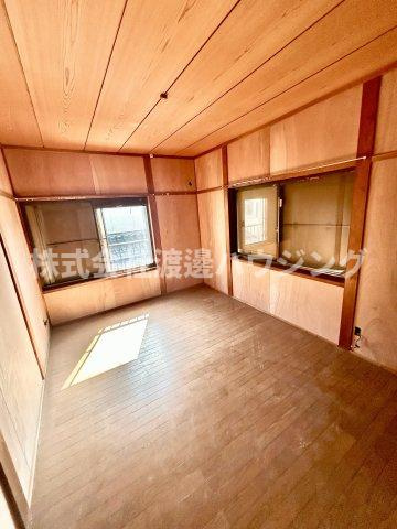 箕面市今宮2丁目一戸建のその他|窓