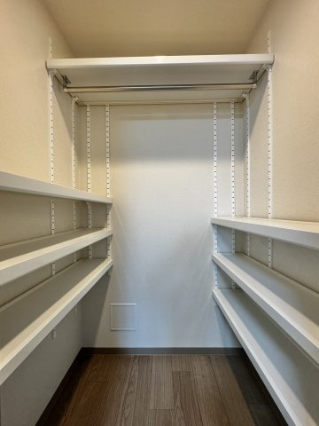 クレアホームズ番町ザ・パークフロントタワーの収納