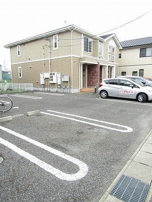 サン・ノースの駐車場