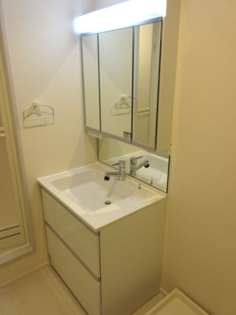 Ｗｉｓｔｅｒｉａ　ｇａｒｄｅｎの洗面所|★独立洗面台★