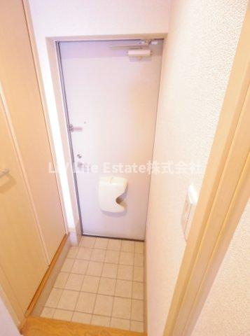 ビーハイブの居間・リビング