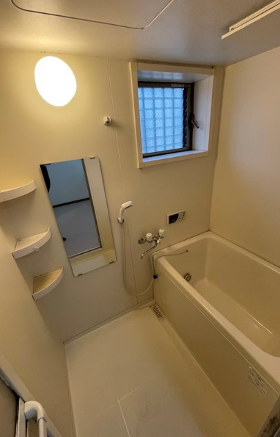 浅井和子貸家Ｂの浴室