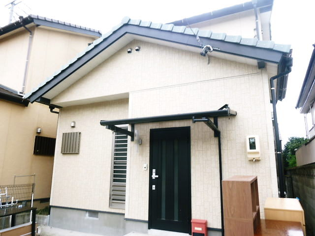 浅井和子貸家Ｂのエントランス