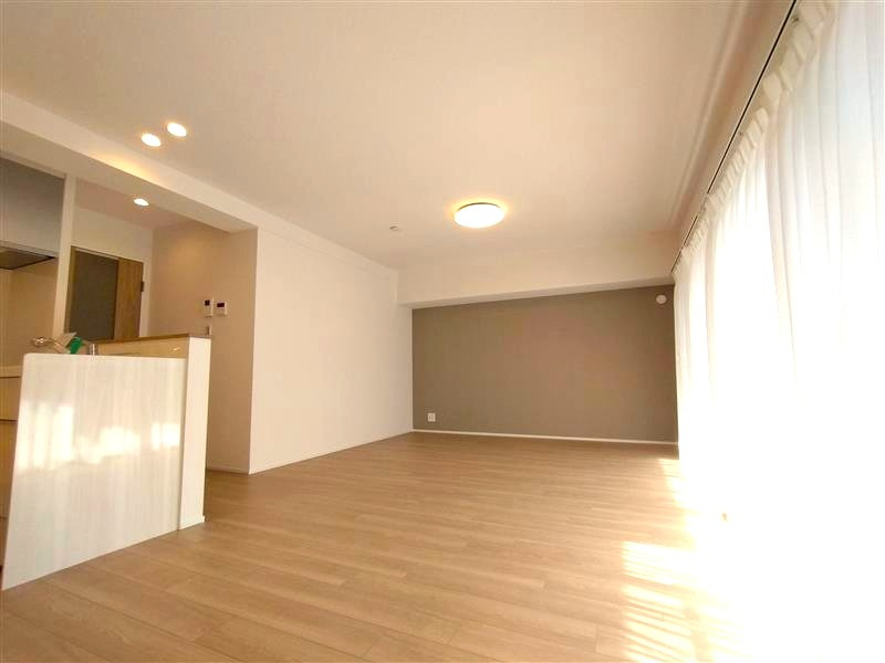 朝日プラザ伏見東の居間・リビング