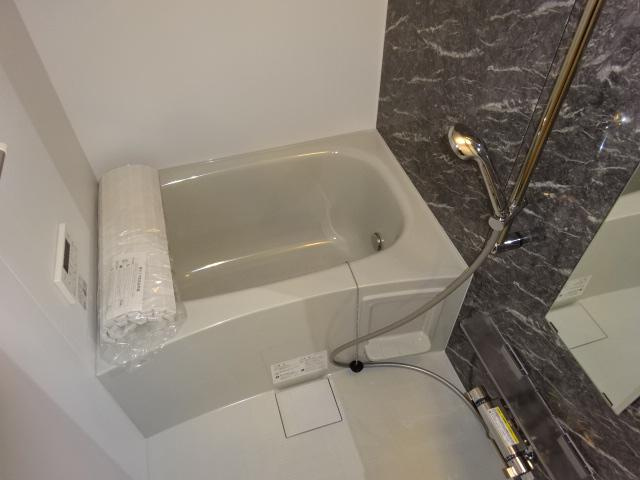 ベロニカの浴室|バス