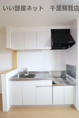 マーヴェラス葛城のキッチン|きれいなキッチンです