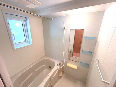 【浴室】 | メゾン・ド・オーブⅢ