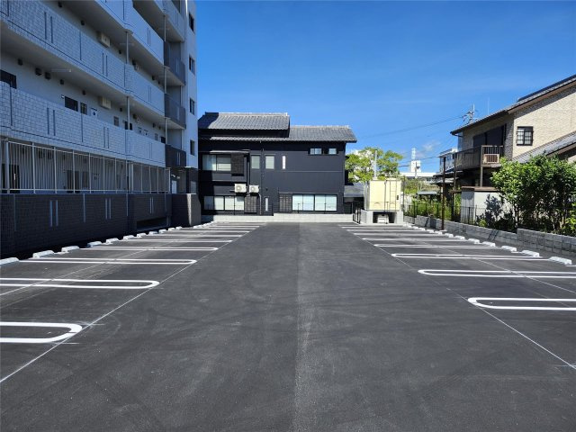 シエロ天神の駐車場|シエロ天神の駐車場