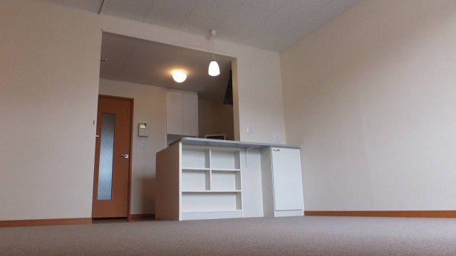 レオネクストＳＥＩＺＡＮⅢの居間・リビング