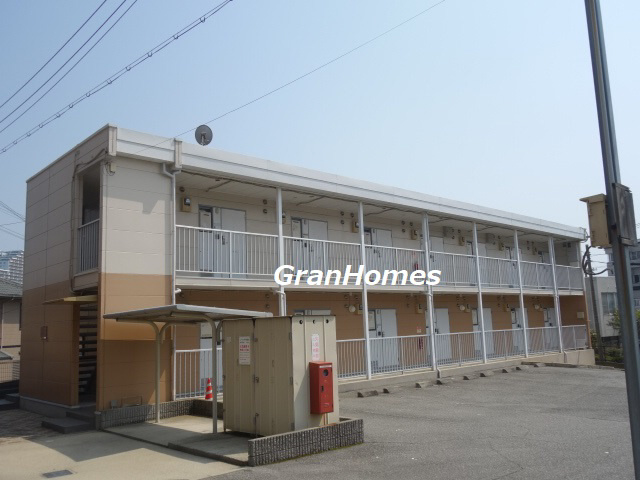 レオパレスラ・ピュール