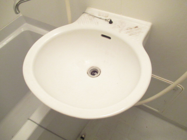 レオパレスルミエールの洗面所