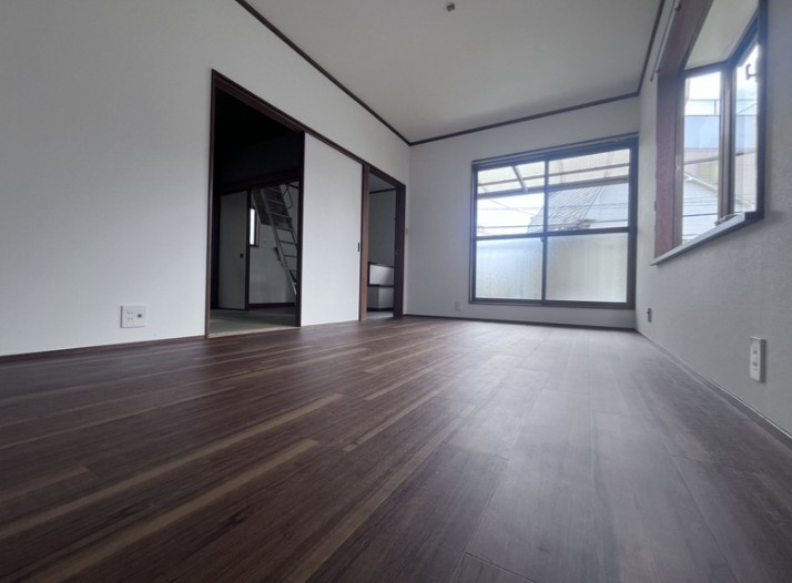 【居間・リビング】