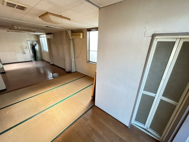 蒲郡市三谷町貸店舗の内装