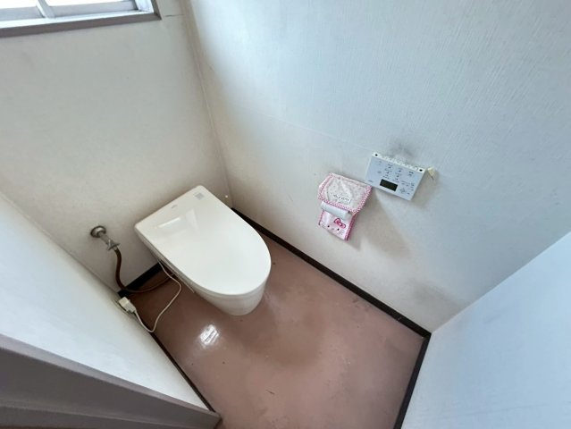 蒲郡市三谷町貸店舗のトイレ