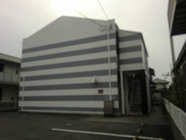 レオパレスクワルト高木の外観|きれいな外観です