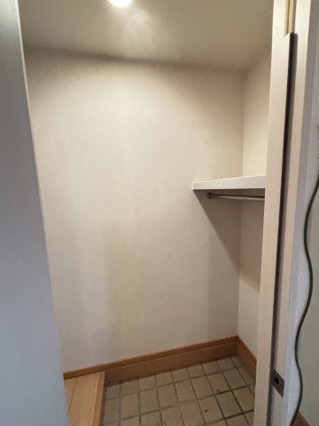両三柳T戸建の収納