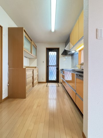 両三柳T戸建のキッチン