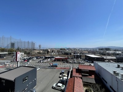 【展望】 | ヴィルヌーブ大津膳所 | お部屋にも爽やかな風と暖かく柔らかな日差しが差し込み、毎日の暮らしを豊かに彩ります。