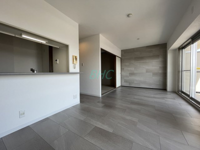 【エントランス】 | ヴィルヌーブ大津膳所 | ここに住むからこそ意味がある。すべての（始まり）をここから迎えます。