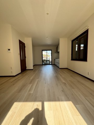 入間市小谷田中古戸建の居間・リビング