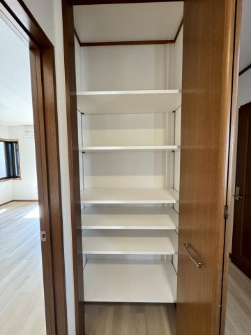 入間市小谷田中古戸建の収納