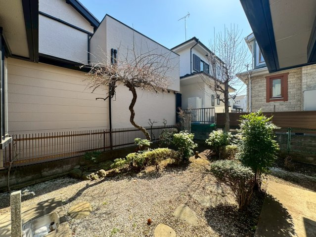 入間市小谷田中古戸建の庭
