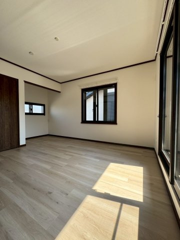 入間市小谷田中古戸建の洋室