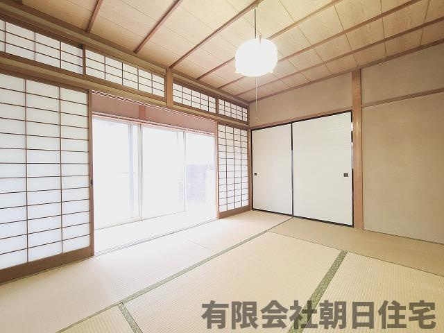 【和室】 | 八雲台2丁目中古戸建（収益物件） | 和室があると、家にあたたかい雰囲気が生まれます