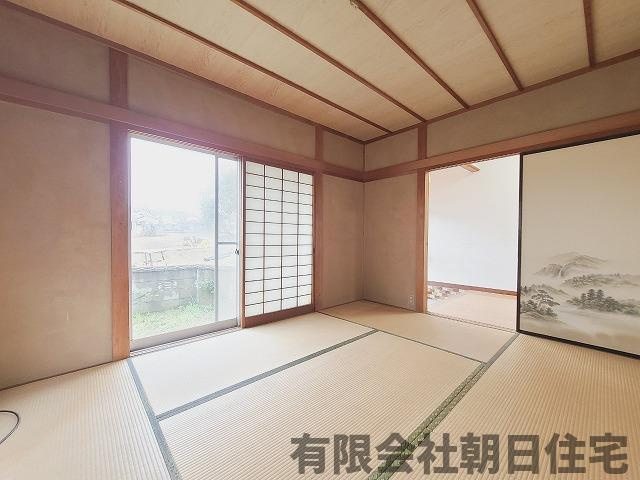 【和室】 | 八雲台2丁目中古戸建（収益物件） | 和室がひろがる居住スペース