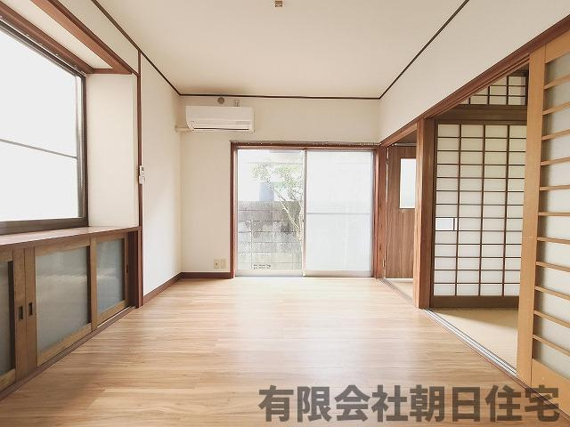 【洋室】 | 八雲台2丁目中古戸建（収益物件） | 広々とした洋室です