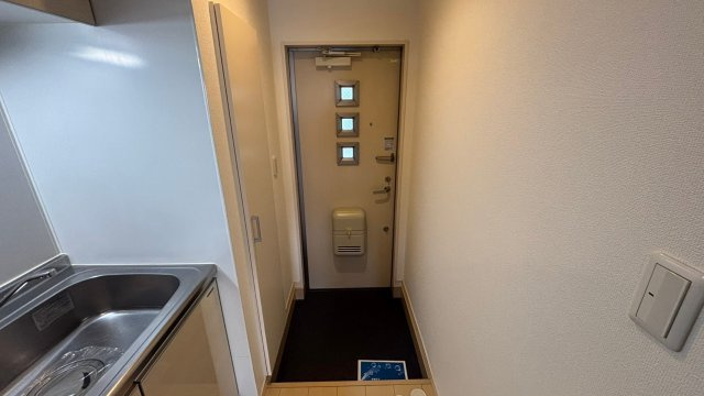 KTIレジデンス蛍池Ⅱの玄関
