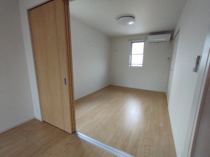 サンプラスⅢの洋室