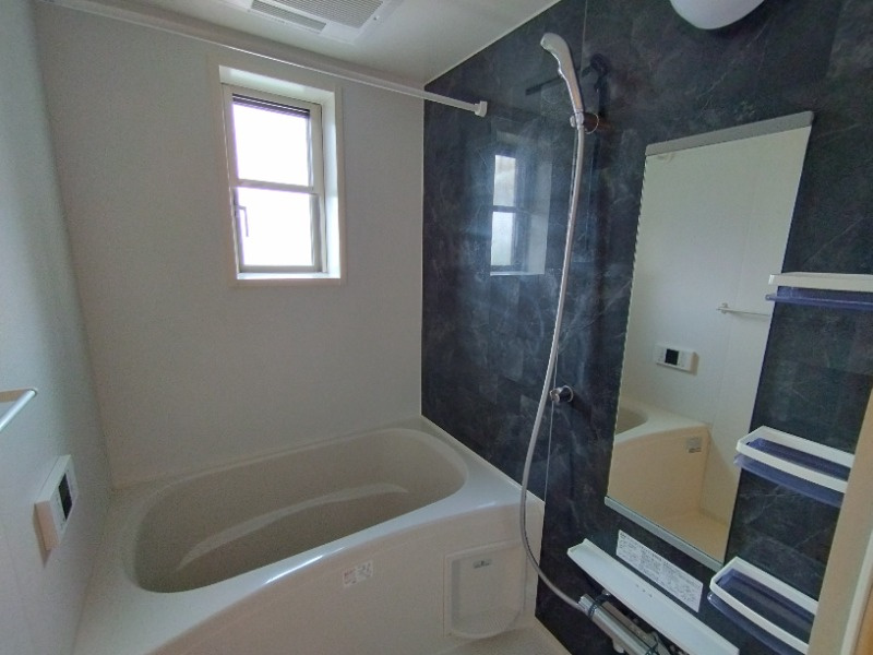 サンプラスⅢの浴室