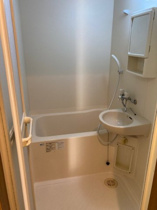 ゆったり過ごせるお風呂です