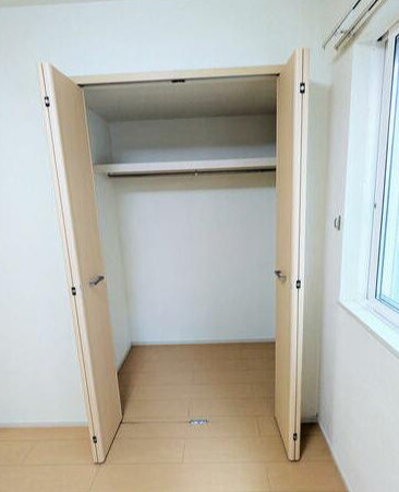 コーラルガーデンの収納|※別号室参考写真です