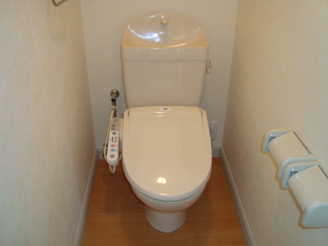 シャワー付トイレ